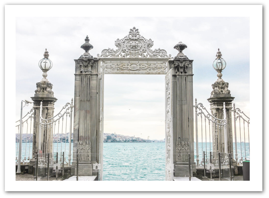 Dolmabahce - Beautiful Wall